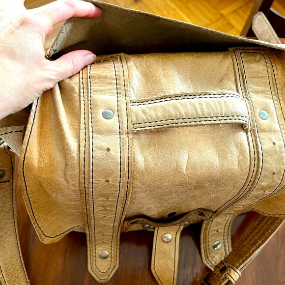 Copper River Bag Co 10” camera bag, light tan, full leather - Picture 7 of 7